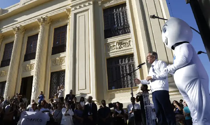 Memorial da Pandemia, no Rio de Janeiro, homenageia vítimas da covid