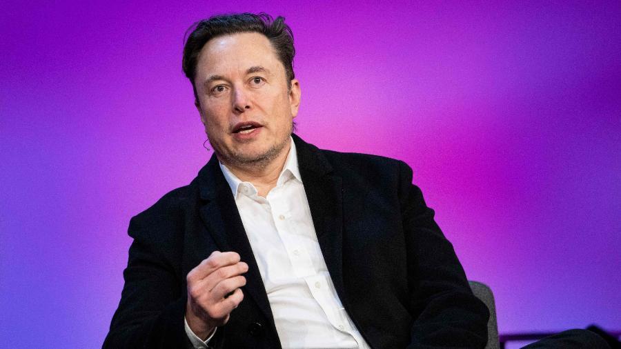 Elon Musk compra Twitter por US$ 44 bilhões