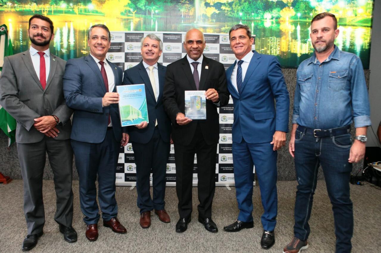 Rogério Cruz lança Cartilha de Prevenção e Combate ao Assédio Moral, em parceria com governo federal