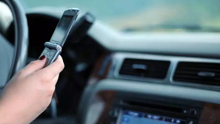 Brasil registra 28 multas por uso de celular ao volante a cada hora