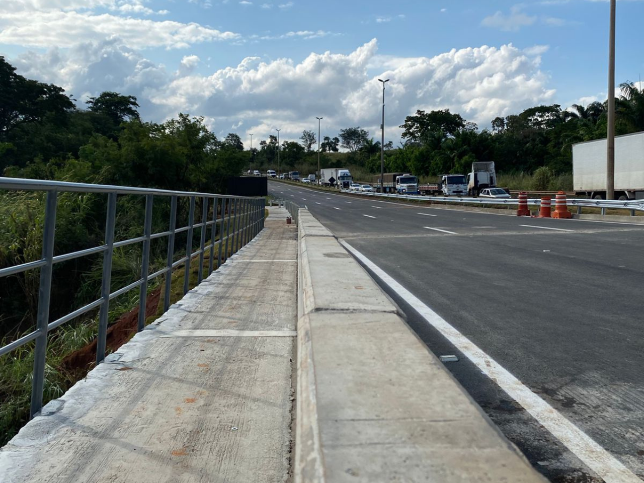 Finalmente,Após quatro meses de obras, ponte na BR-153, em Aparecida de Goiânia, é liberada