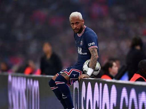 Neymar é comunicado que não faz parte dos planos do PSG, diz jornal