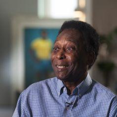 Pelé foi internado para reavaliação da quimioterapia