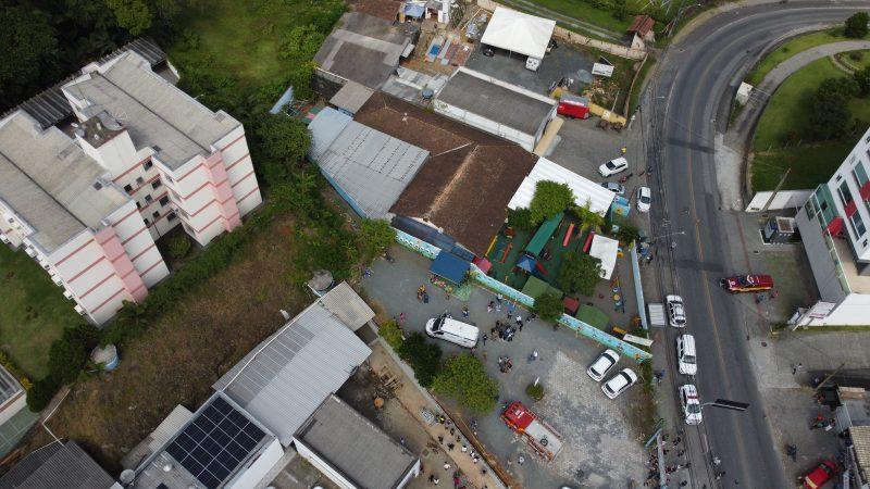 Imagens de drone mostram cenário do ataque a creche em Blumenau