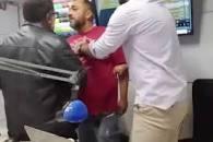 Homem invade rádio e agride jornalistas: 'Põe no ar, fera'