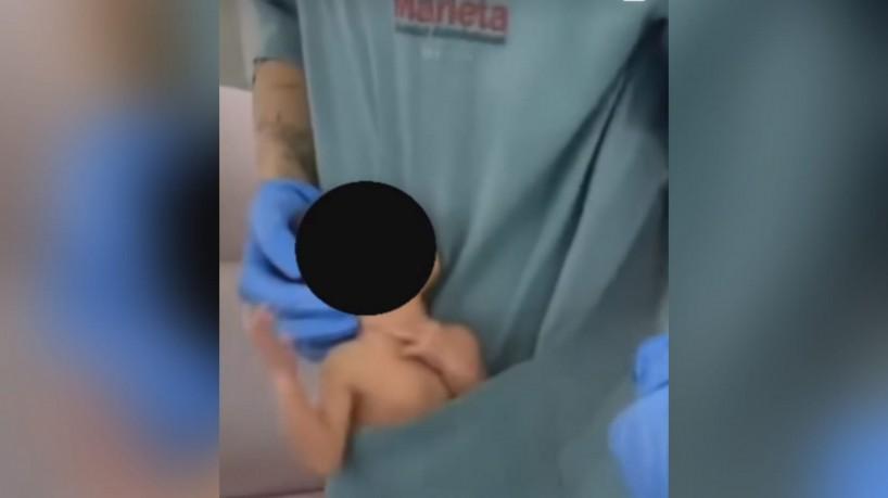 ASSITA  VIDEO:Fisioterapeuta faz 