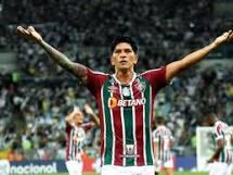 Cano decide e Fluminense supera São Paulo no Maracanã