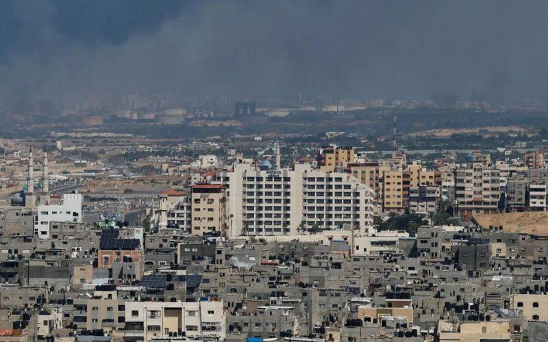 Israel intensifica ataques e ordena que civis deixem segunda maior cidade de Gaza