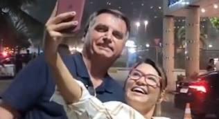 Bolsonaro fez selfie com Janja? Entenda o que aconteceu