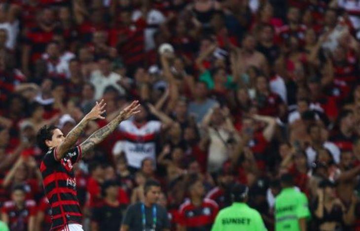 Flamengo empata com Fluminense e vai à final do Campeonato Carioca
