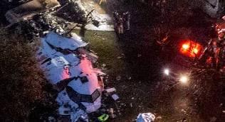 Queda de avião em Vinhedo (SP) mata 62 pessoas