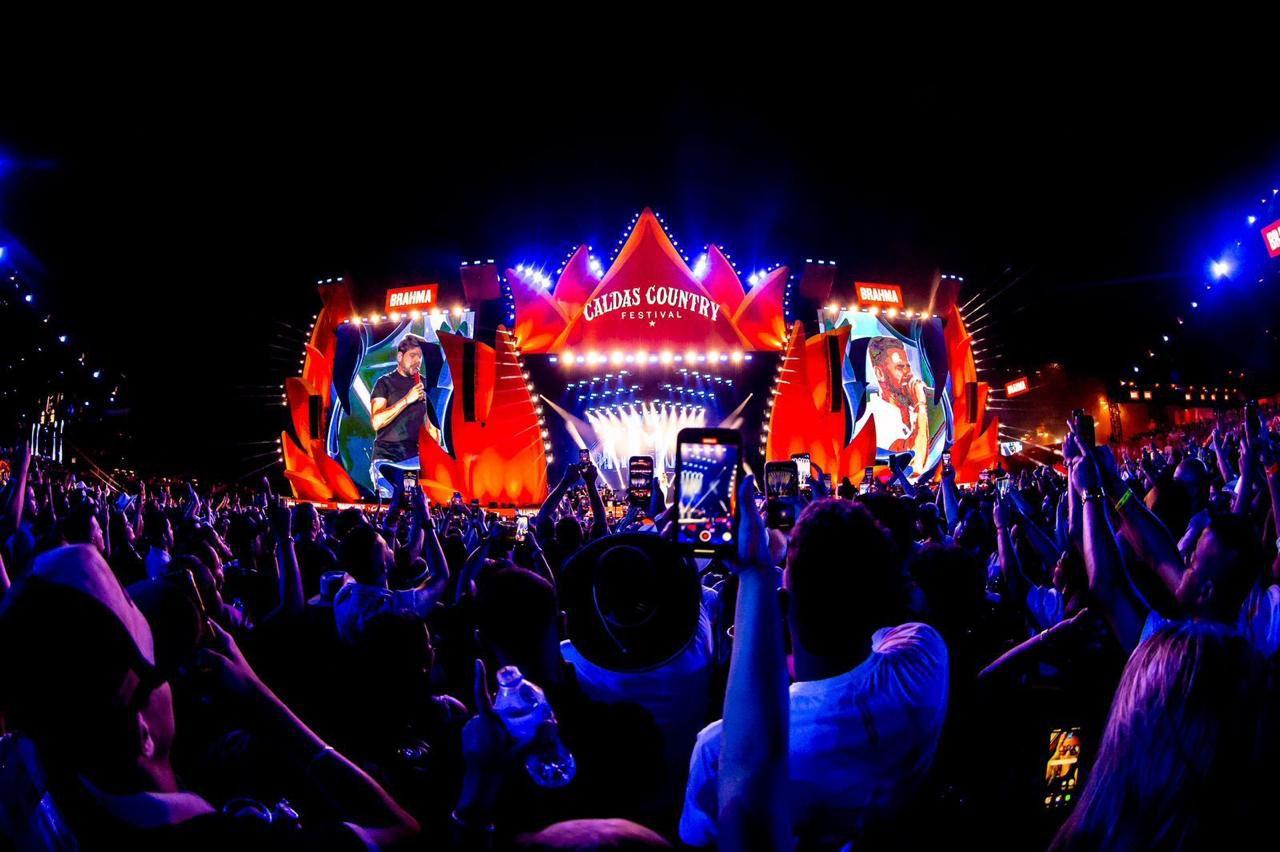 “Caldô”, música oficial do Caldas Country Festival 2024 na voz de Murilo Huff, embala a energia do evento neste ano
