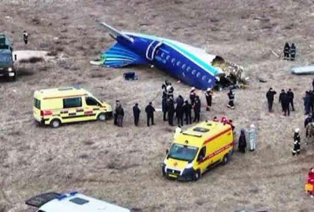 Avião da Embraer que caiu no Azerbaijão foi abatido por míssil russo, afirmam investigadores