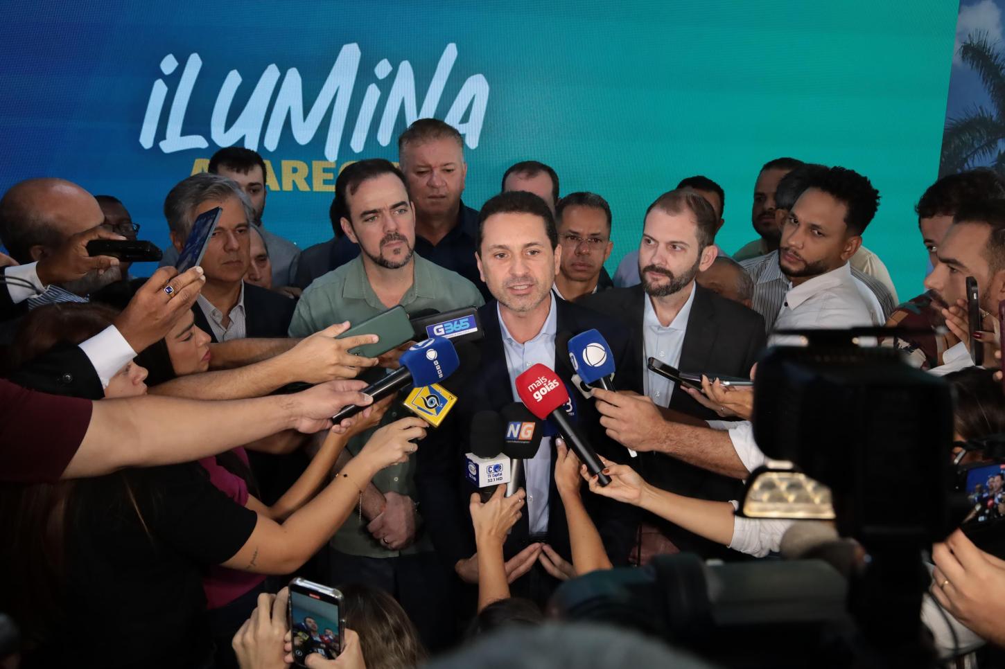 “A iluminação pública de Aparecida será a melhor do estado de Goiás”, diz Vilela