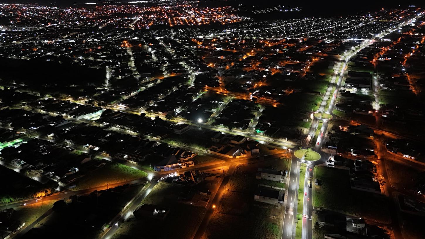 Programa Ilumina Aparecida leva LED ao setor Santa Luzia e acelera modernização em toda a cidade