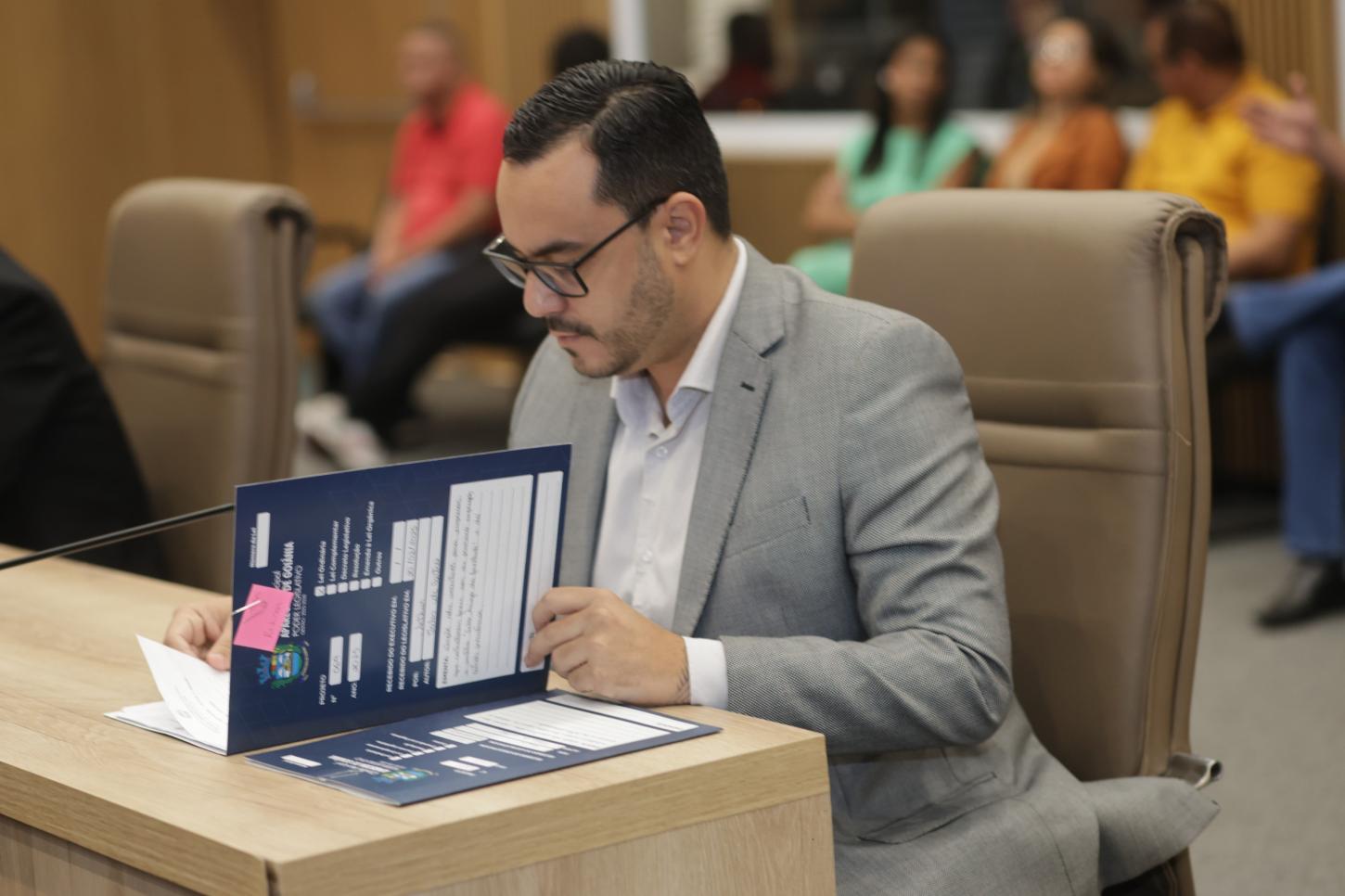 Câmara aprova propostas voltadas à inclusão e à saúde mental dos servidores públicos