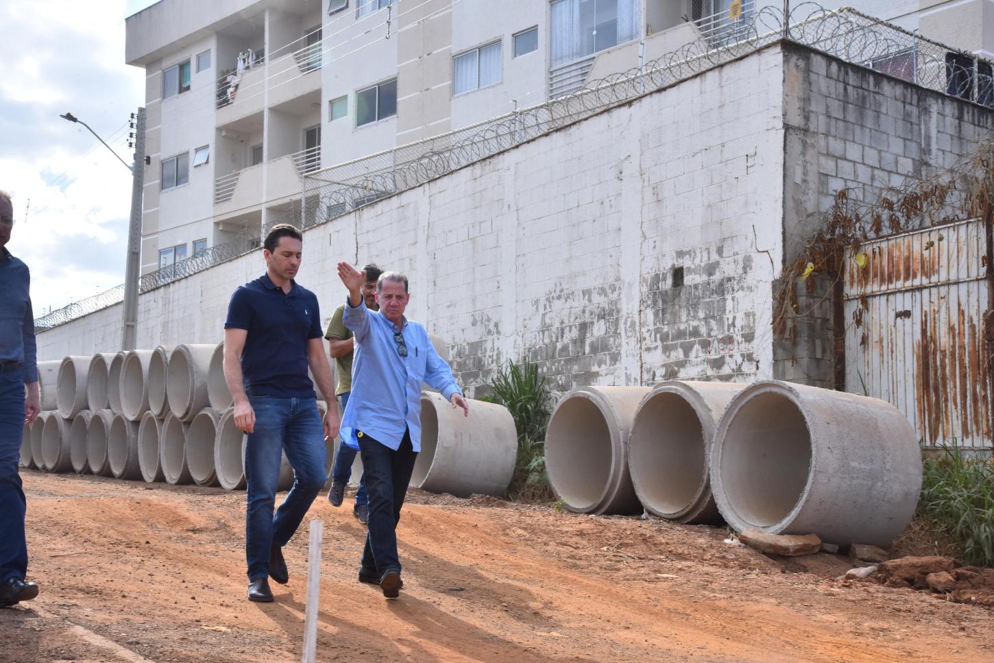 Prefeitura executa obras de drenagem e constrói CMEI no setor Chácara São Pedro em Aparecida