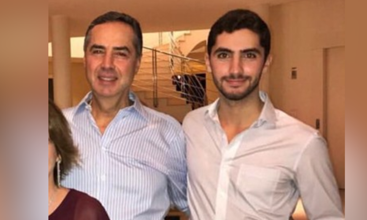 Filho de Barroso decide não voltar aos EUA por precaução com sanções de Trump