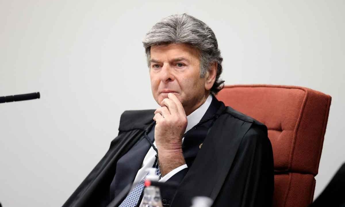 Julgamento de Bolsonaro: Fux vai divergir de Moraes e pedir vista?