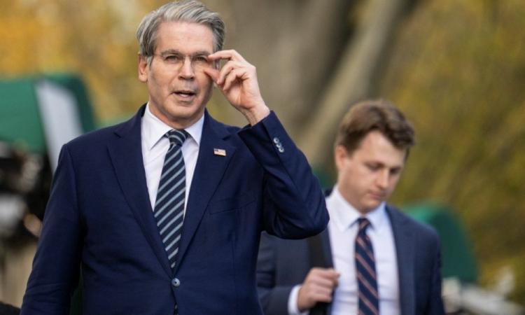 É provável que a tarifa global entre em vigor esta semana, diz Scott Bessent