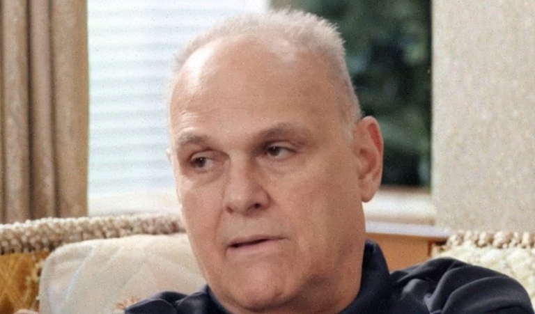 Pouco antes da morte, Oscar Schmidt teve complicações na Justiça por dívida em condomínio de luxo